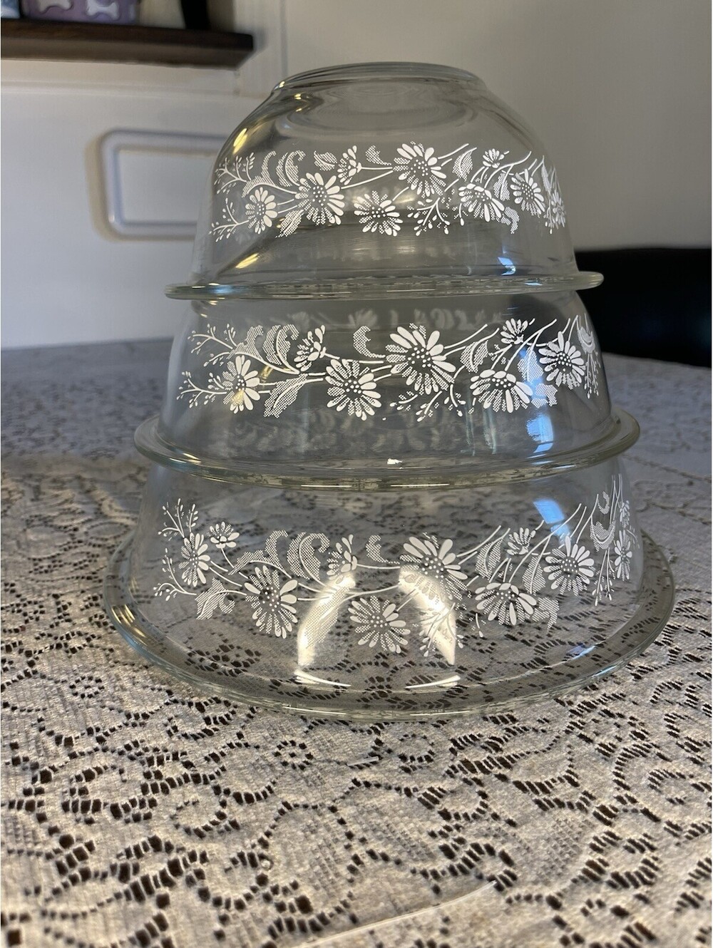 Pyrex Clear Colonial Mist White Lace Nesting Mixing Bowl Set 322 323 325 Flowers